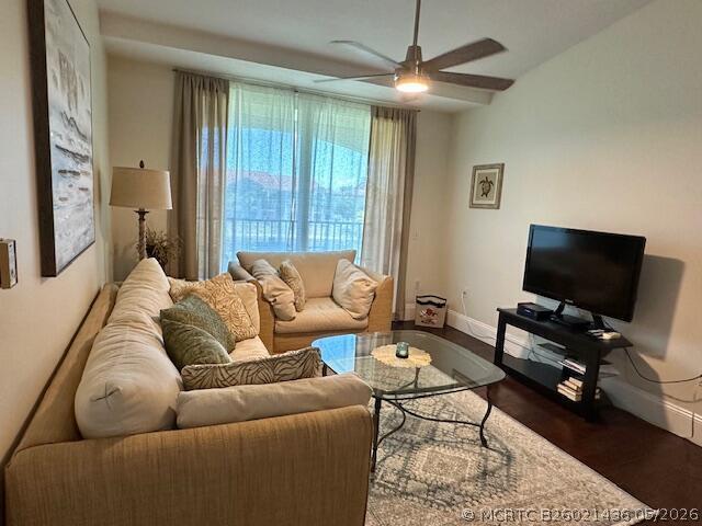 822 Villa Cir