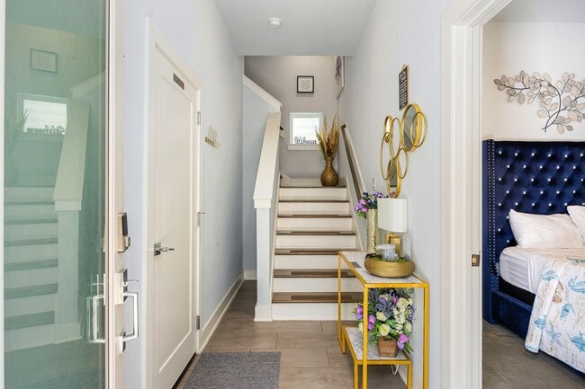 Photo - 5815 Fairdale Ln