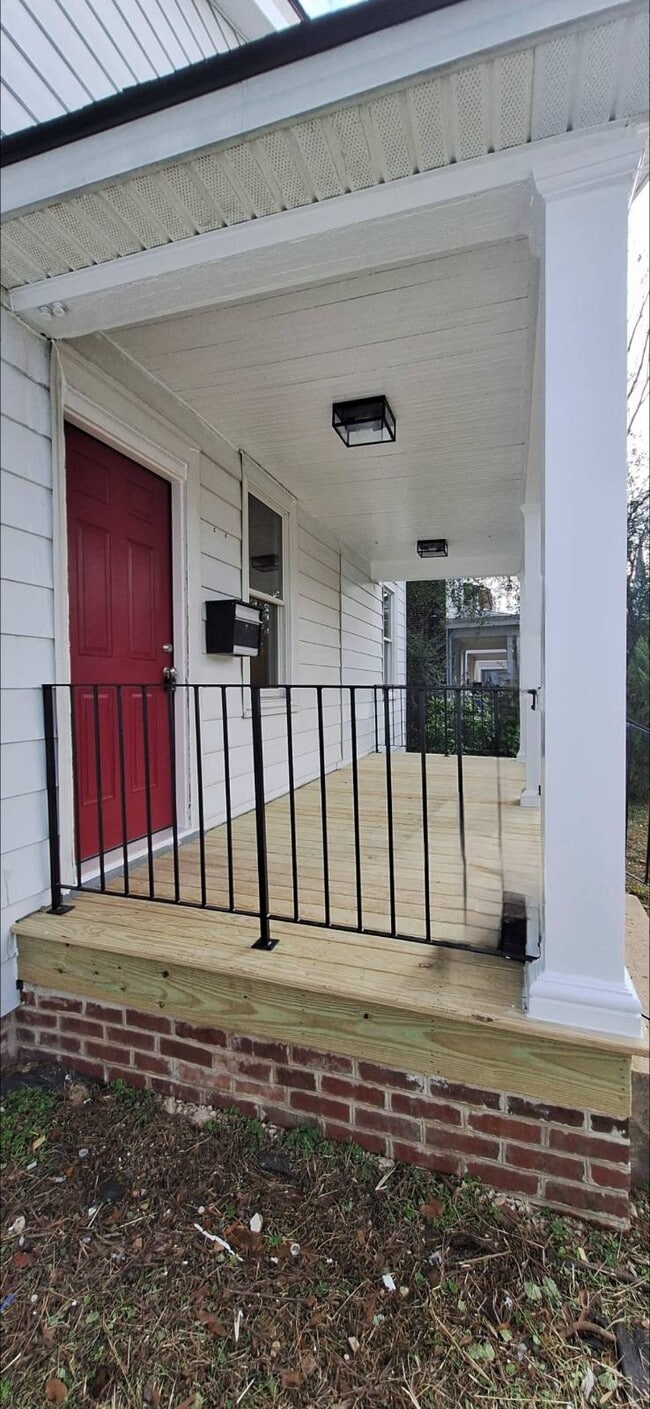 Photo - 711 Lafayette Ave