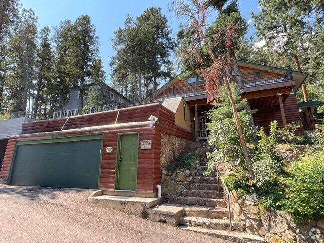 Building Photo - 3 Bedroom Home Available Near Old Stage Rd...