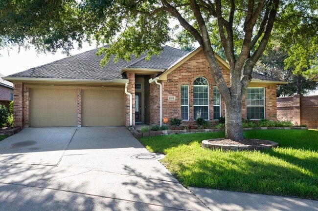 Photo - 10906 Bernalda Cir