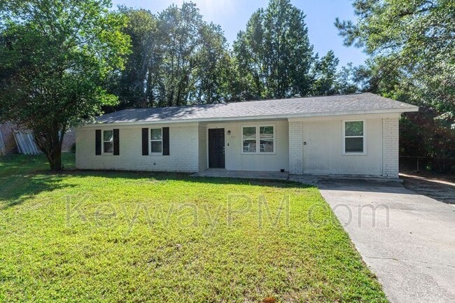 Building Photo - 3630 Columbine Dr