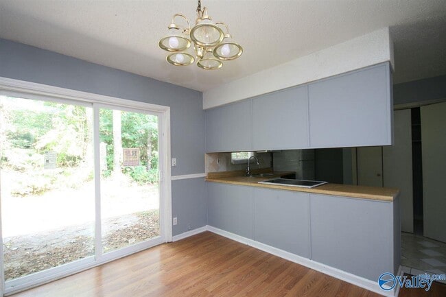 Photo - 2901 Cochise Cir NW