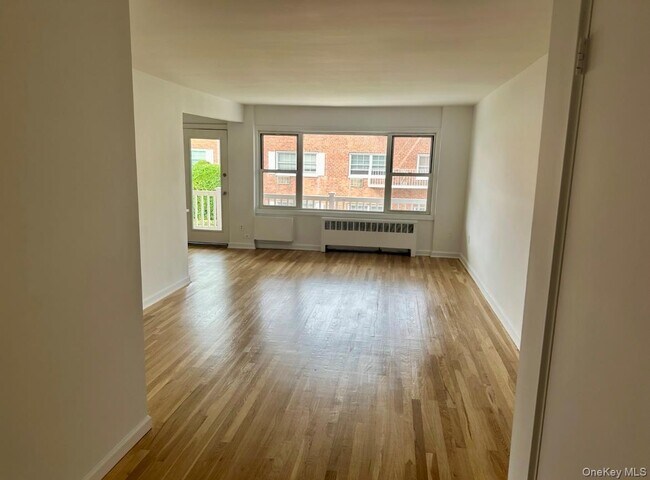 Photo - 31 Maple Ave Unit 2A