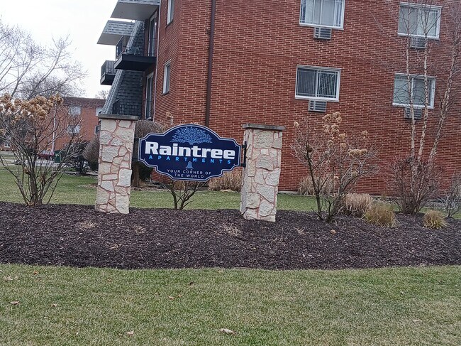 Photo - Raintree Apartments