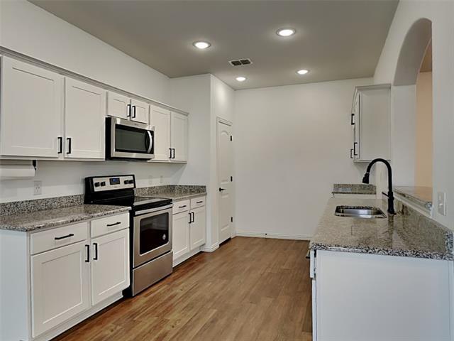 Photo - 1548 Woodlake Dr