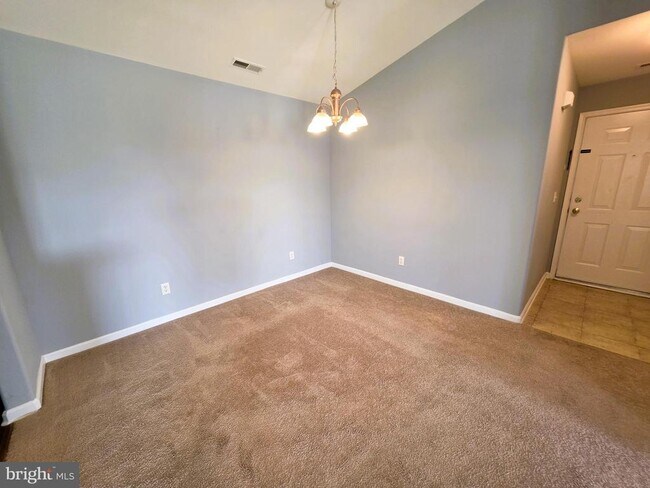 Photo - 3003L Heather Ln Unidad J