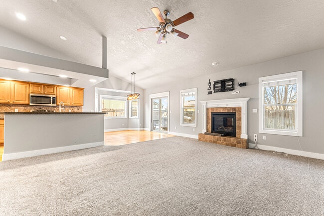 Photo - 987 N Knox Pl