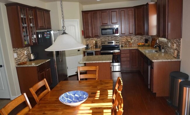 Photo - Beautiful 4 Bedroom Home in Desirable Springs Ranch Area!