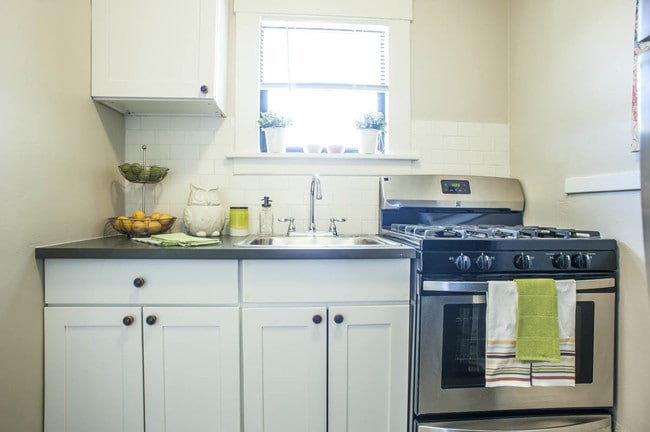 Photo - Webster Apartments