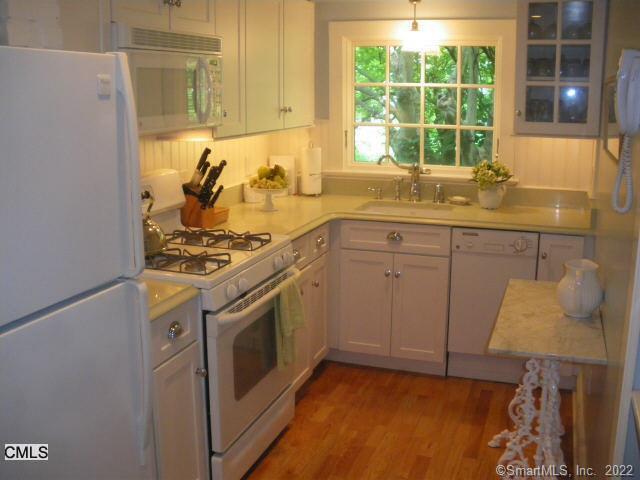 Photo - 18 Hillandale Rd