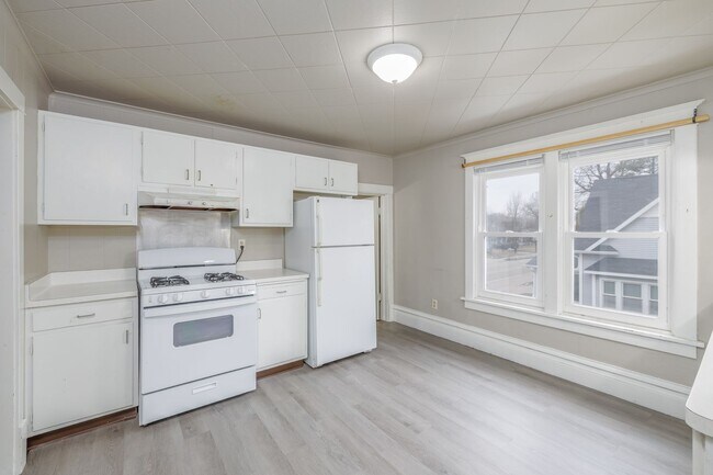 Photo - 1668 Oregon St Unidad Upper