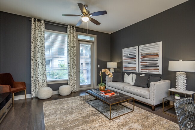 1BD, 1BA - 719SF - Living Room