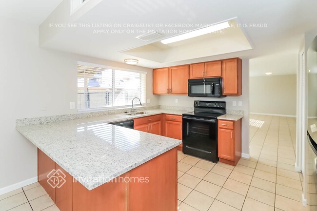 Photo - 4709 W Paradise Ln