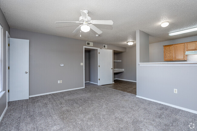 Interior Photo - Sentinel of Conway Rental