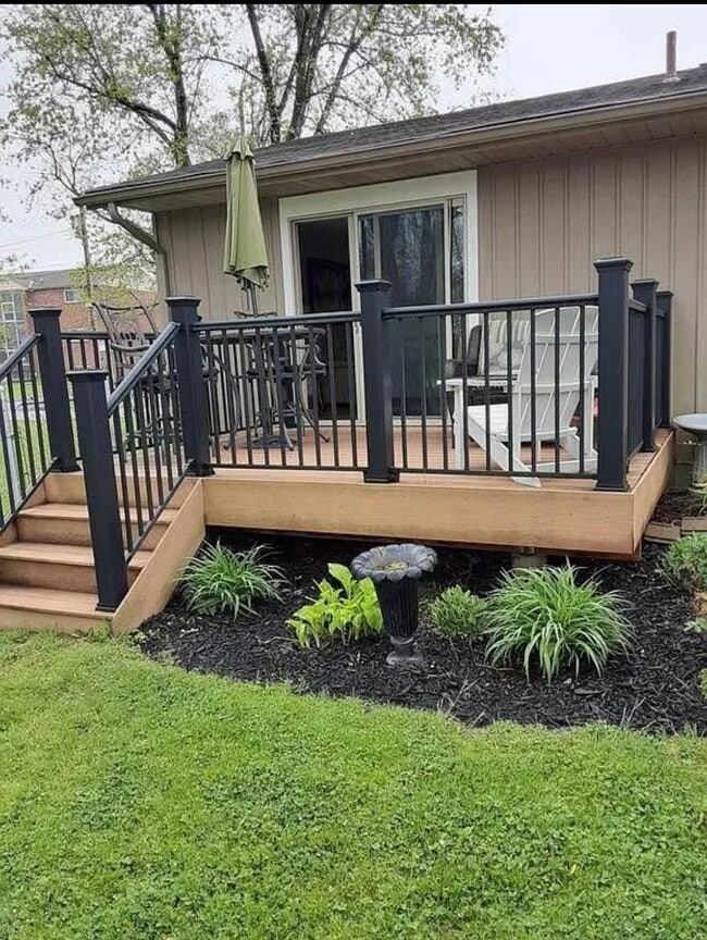 4446 Glenwillow Dr