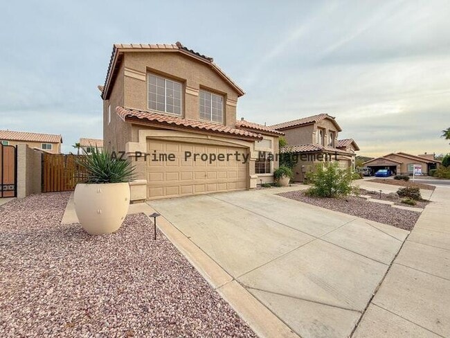 Building Photo - 1705 E Yukon Dr