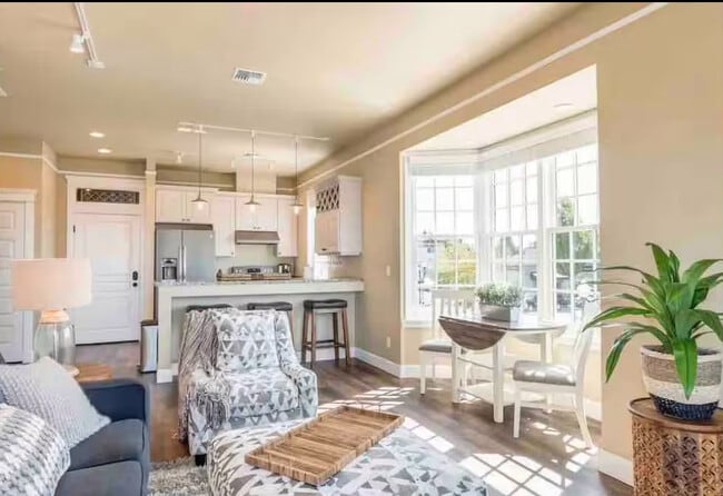 Photo - 685 Peace Portal Dr Unit 302