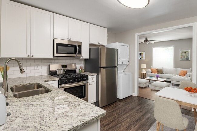 Photo - 351 Hillcrest