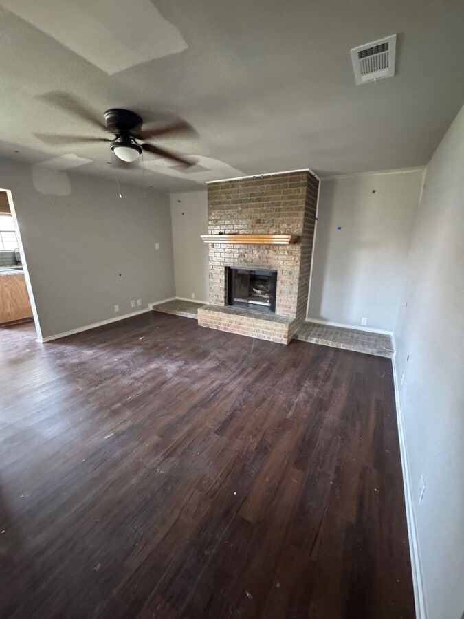 Photo - 1211 Hyde Park Blvd