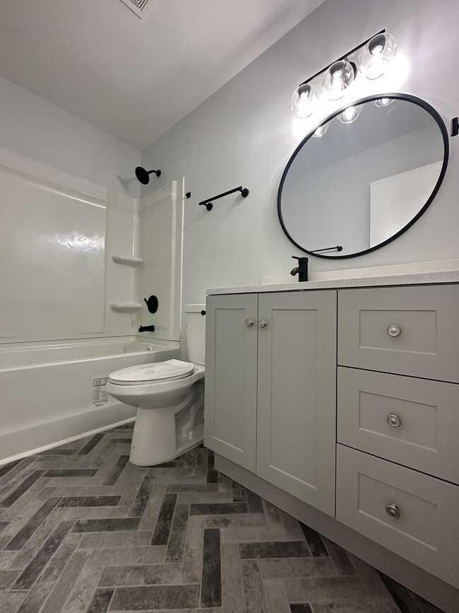 Photo - 4609 Brockton Dr Condo Unit B