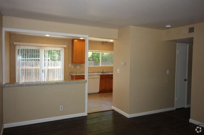 Building Photo - 4441 Yukon Dr Rental