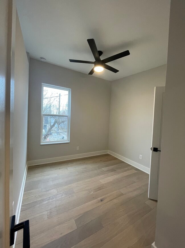 Photo - 1142 English Ave Unidad 1142 English Ave  B