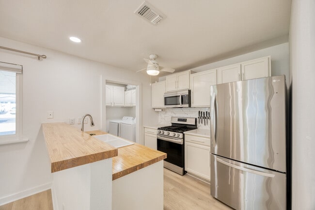 Photo - 5407 Spring Meadow Rd