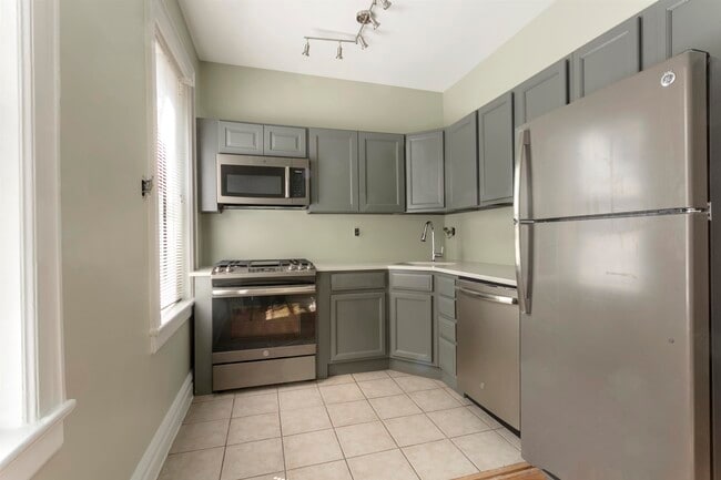 Photo - 36 Duncan Ave Unit C6