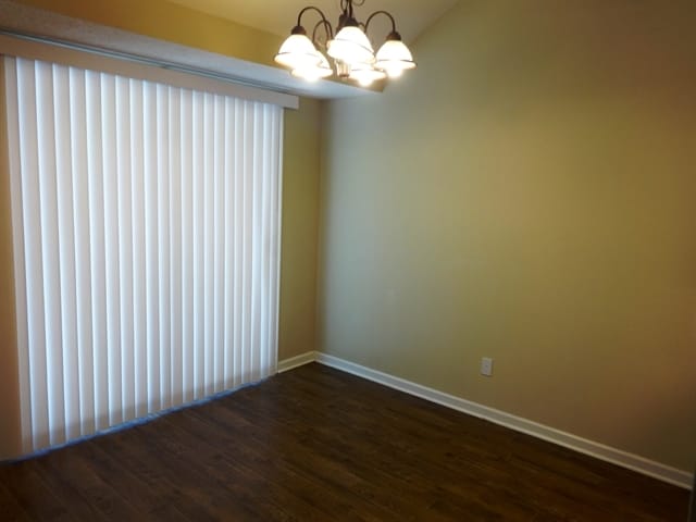 Photo - 103 Scottswood Dr