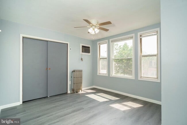 Photo - 2557 S 61st St