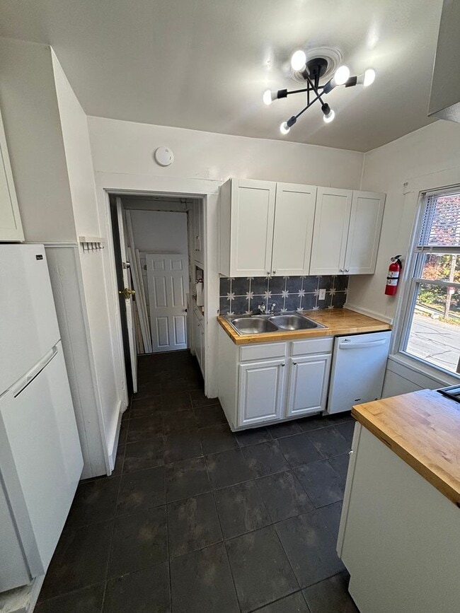 Photo - 2091 Iuka Ave Unit 2091 #B