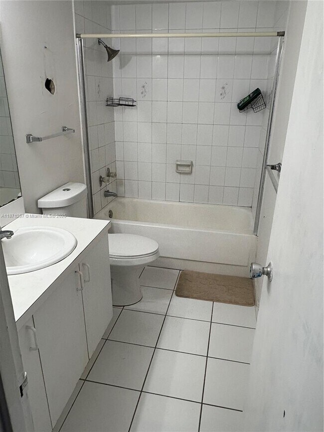 Photo - 5313 Collins Ave Unit 1003