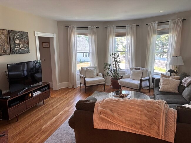 Photo - 20 Robinwood Rd