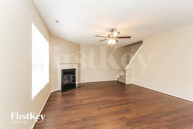 Photo - 2709 Buckleigh Dr