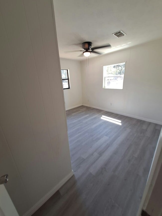 Photo - 914 SE 18th Terrace