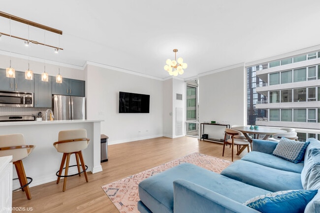 Building Photo - 170 W Polk St