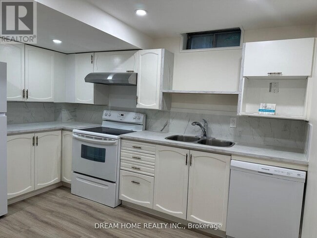 Photo - 3269 Magwood Rd