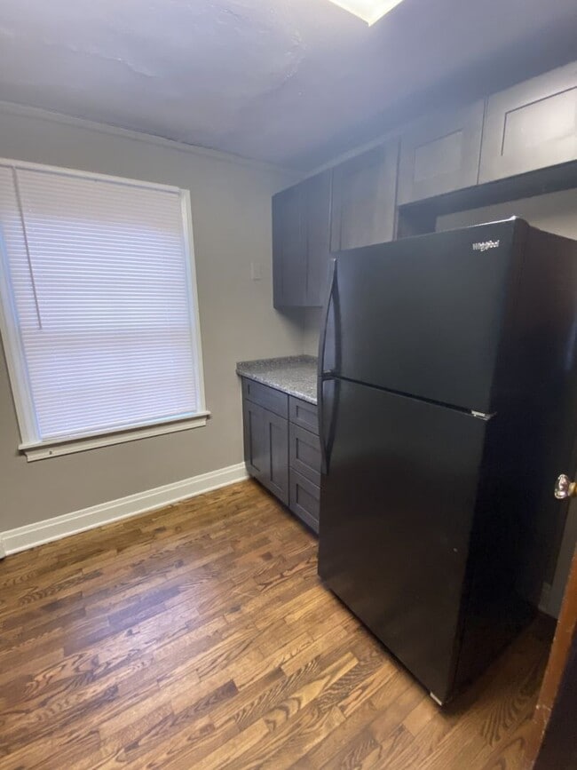 Photo - 515-517 W 14th Unidad 515