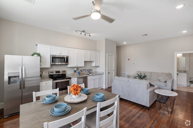 Interior Photo - Residences at Woodlawn Rental