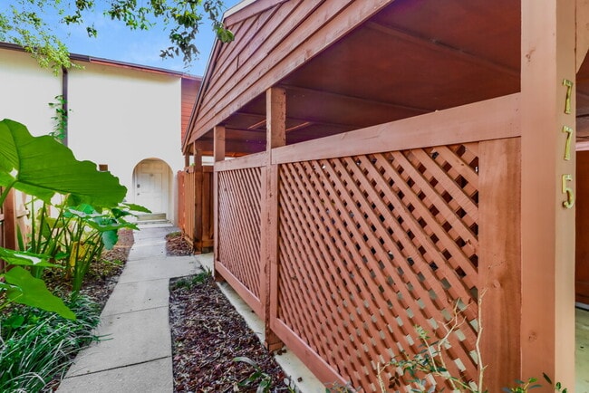 Building Photo - 775 Fairwood Ln Rental