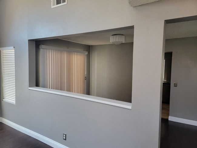 Photo - Fontana Two Story