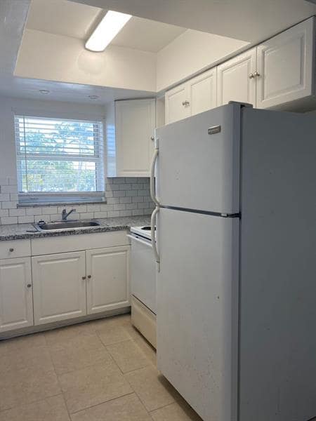 Photo - 3611 N Dixie Hwy Apartment Unit 3633