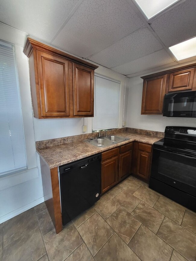 Photo - 111 W Daugherty St Unidad 111 Daugherty Apartment 202