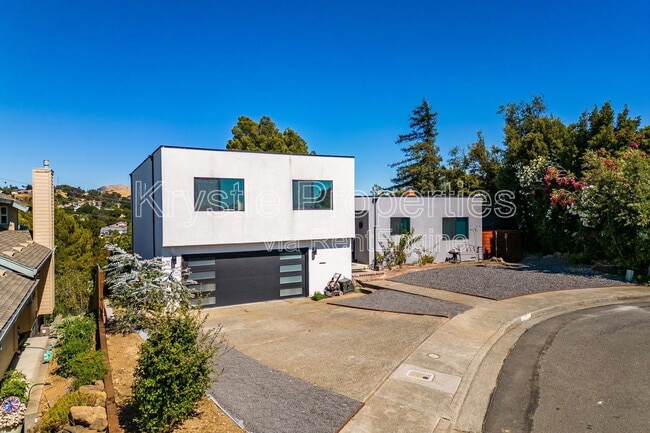 Photo - 12 Elna Dr House