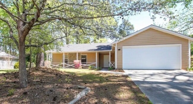 2604 Wildflower Ln SW