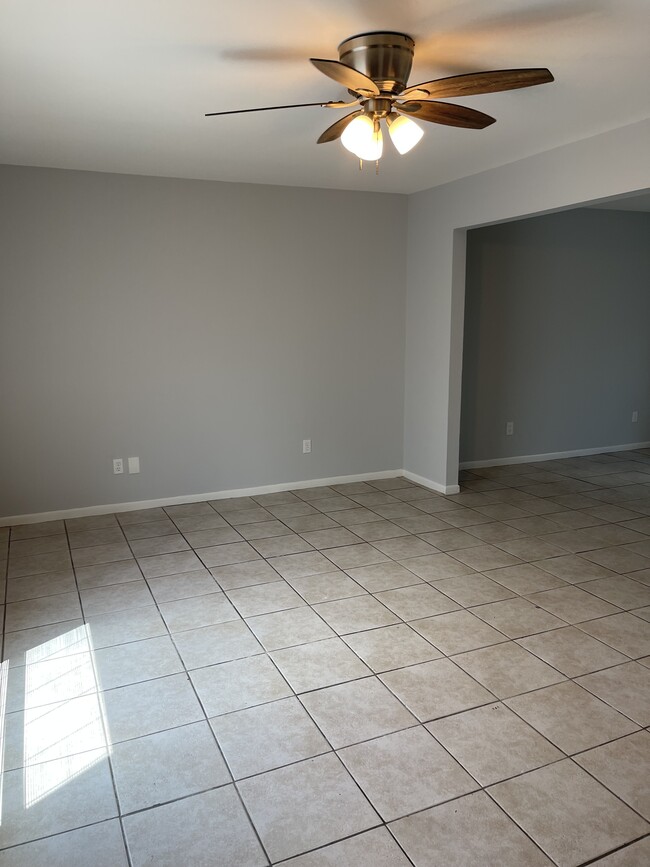 Building Photo - 533 Ferguson St Rental
