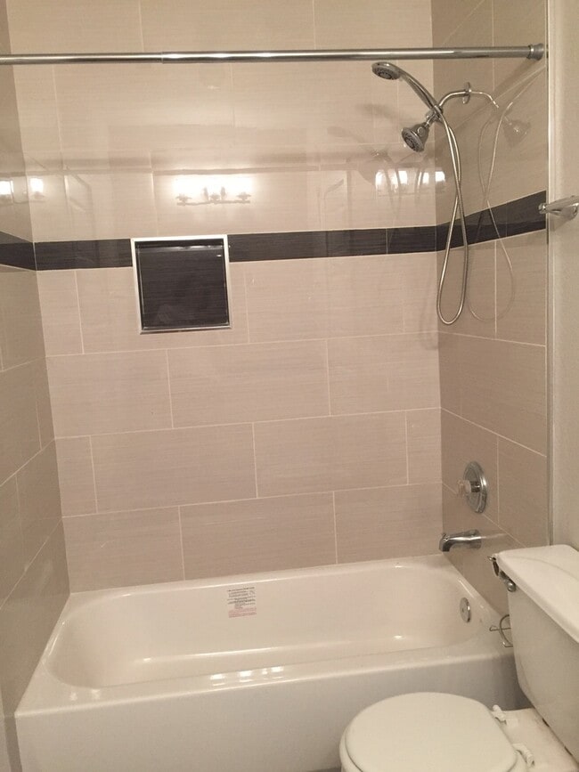 Photo - 1806 Perez St Unit B