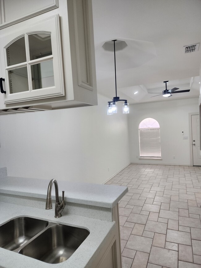 Photo - 600 Buena Vista Dr Unidad 3C