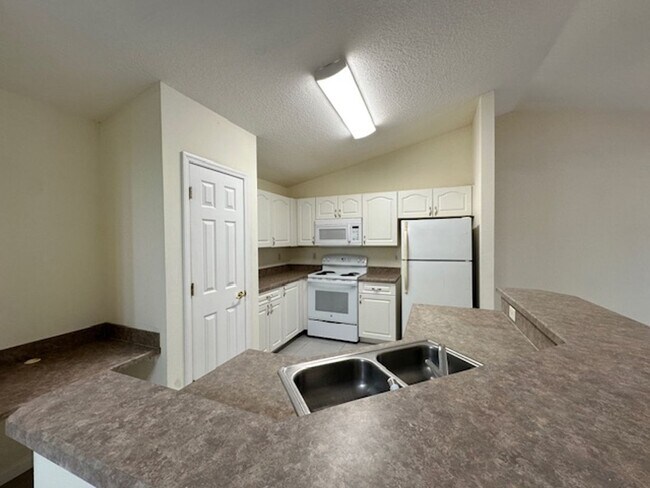 Photo - 56 Wheatfield Dr Unidad A